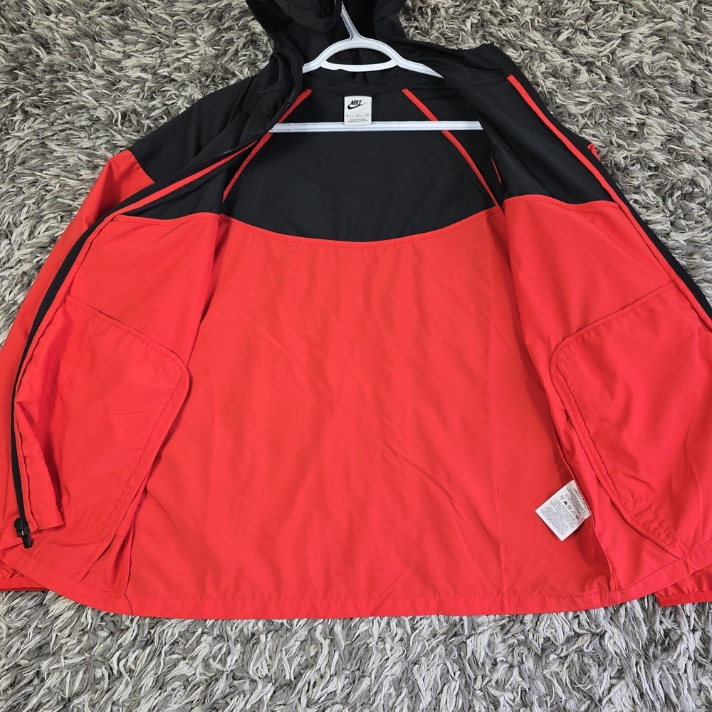 Nike Jacket Youth XL Black Red Windrunner Packable Hooded Windbreaker DD2759-010 - Picture 6 of 8